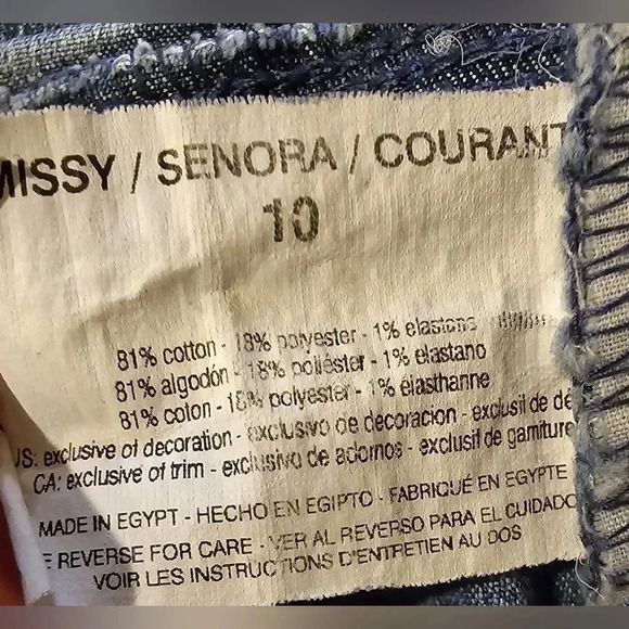 Gloria Vanderbilt, Size 10, ALEXANDRA Denim Capri - Picture 8 of 11